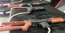全新MINI枪战英雄射击馆可选不同类型的枪！